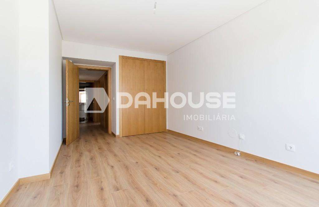 DA0165-Apartamento-T3-São-Victor-12