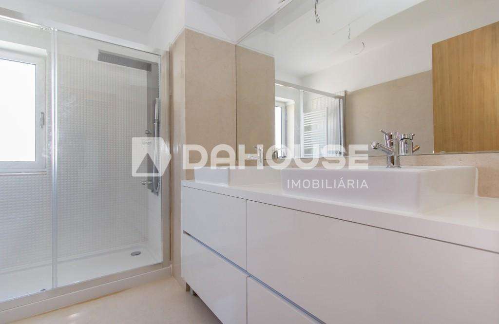 DA0165-Apartamento-T3-São-Victor-15