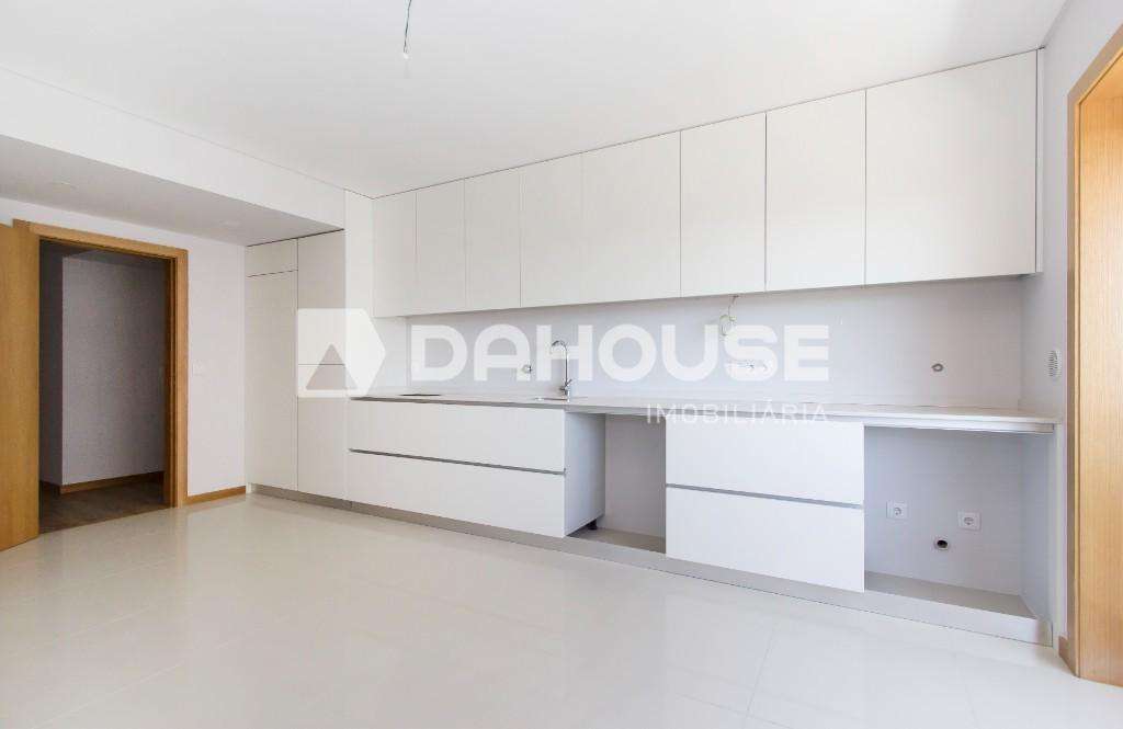 DA0165-Apartamento-T3-São-Victor-20